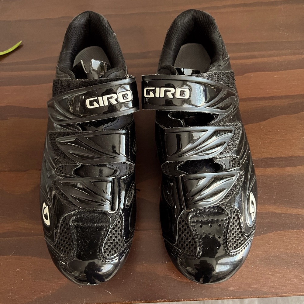 Giro Women’s cycling shoes - including clips